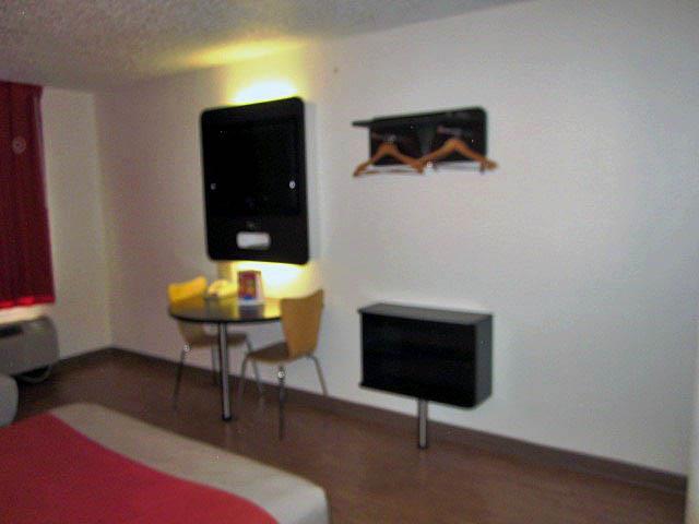 Motel 6-Plano, Tx - West - Frisco Room photo
